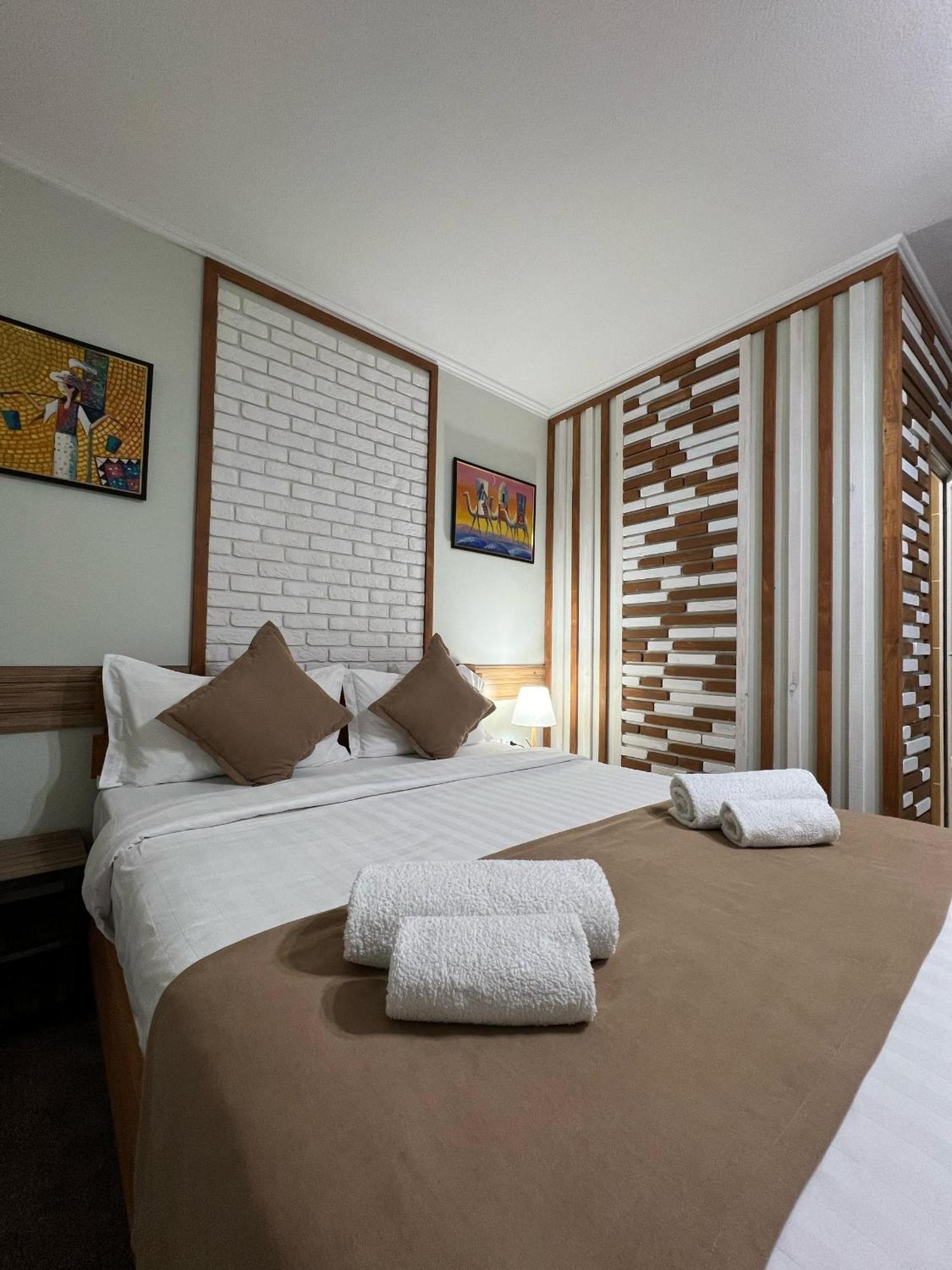 Kausar Hotel 비슈케크 외부 사진