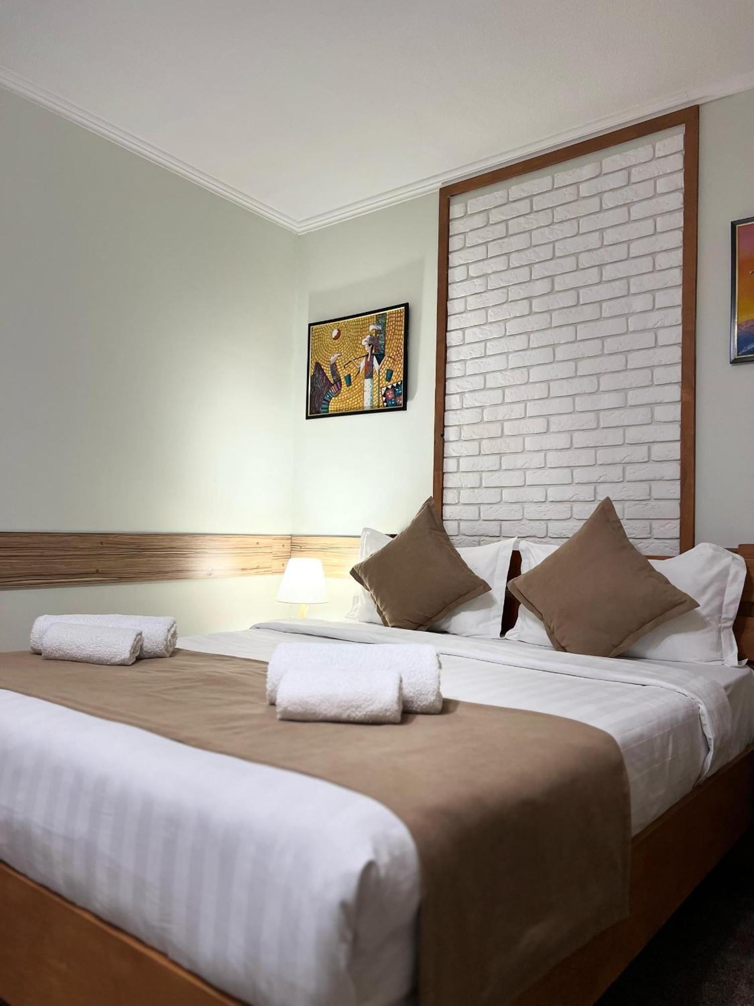 Kausar Hotel 비슈케크 외부 사진
